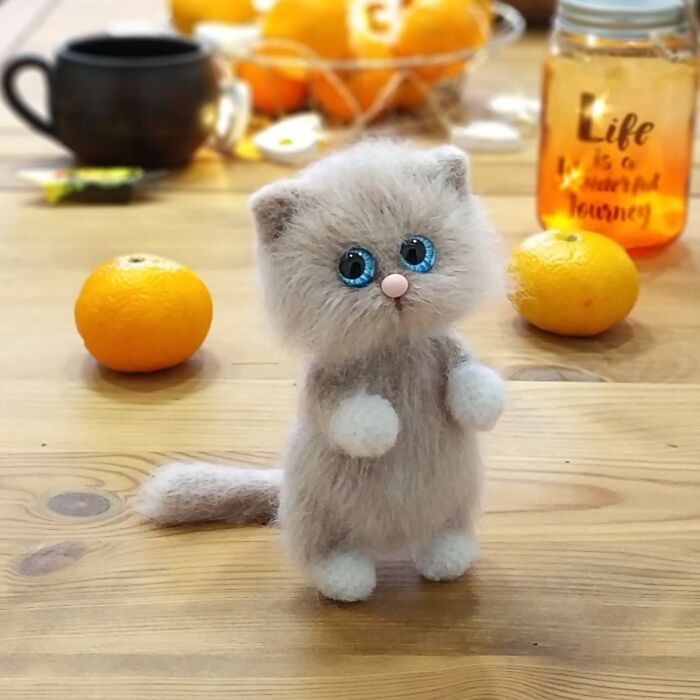 I Create Cute Fluffy Crochet Toys (17 Pics)