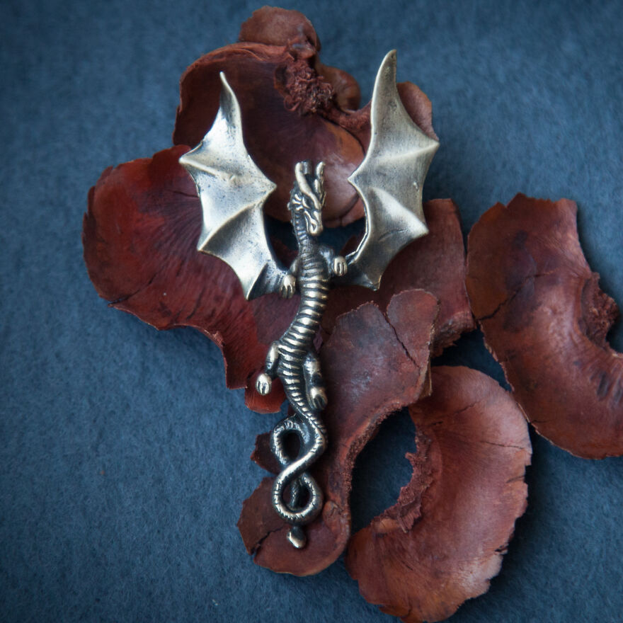 My Passion For Dragon Jewelry: The Creation Of The Dragon Collection (8 Pics) My Passion For Dragon Jewelry: The Creation Of The Dragon Collection (8 Pics)