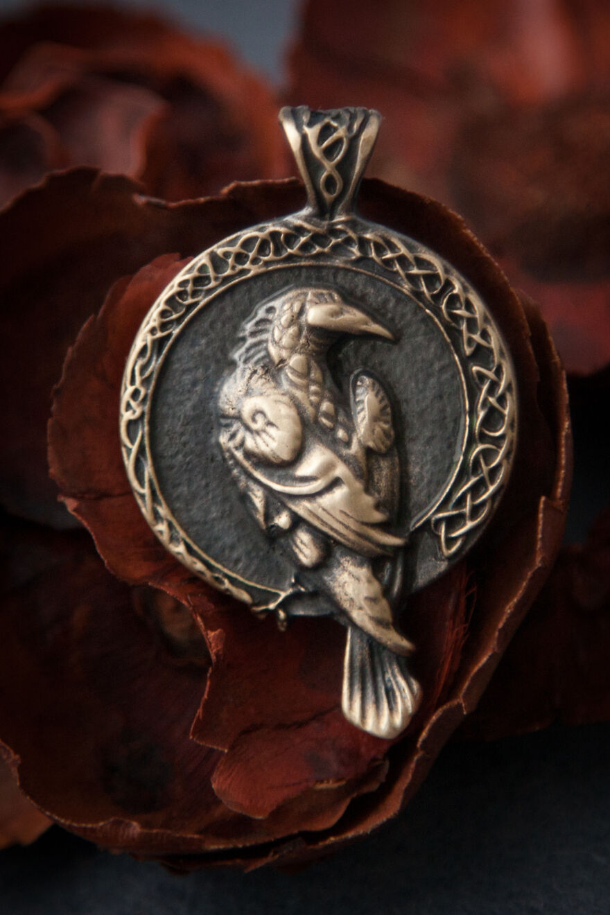 Raven Pendant With Raven And Valknut On The Back Side