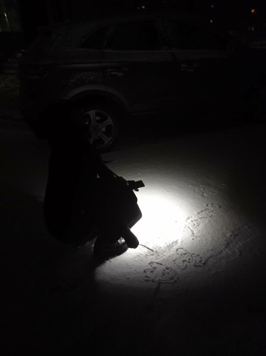 Is It Possible To Paint In The Dark?