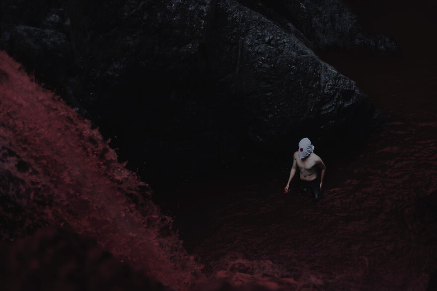 Surreal Photography: The Wonderer