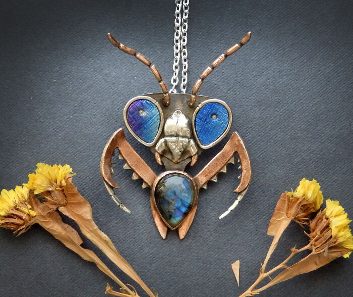 Mantis Pendant