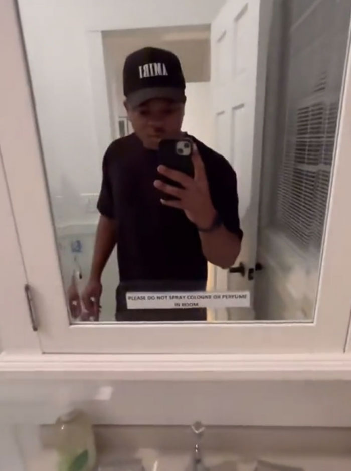 Airbnb Guest Can't Believe The Number Of Restrictions Plastered All Over The Property, Records A Virtual Tour Airbnb Guest Can't Believe The Number Of Restrictions Plastered All Over The Property, Records A Virtual Tour