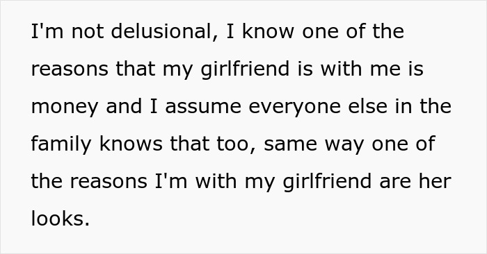 19 Y.O. Daughter Gets Excluded From Family Dinner Because She Called Her Dad’s 26 Y.O. Girlfriend A Gold Digger 19 Y.O. Daughter Gets Excluded From Family Dinner Because She Called Her Dad’s 26 Y.O. Girlfriend A Gold Digger