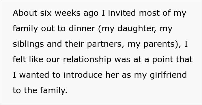 19 Y.O. Daughter Gets Excluded From Family Dinner Because She Called Her Dad’s 26 Y.O. Girlfriend A Gold Digger 19 Y.O. Daughter Gets Excluded From Family Dinner Because She Called Her Dad’s 26 Y.O. Girlfriend A Gold Digger