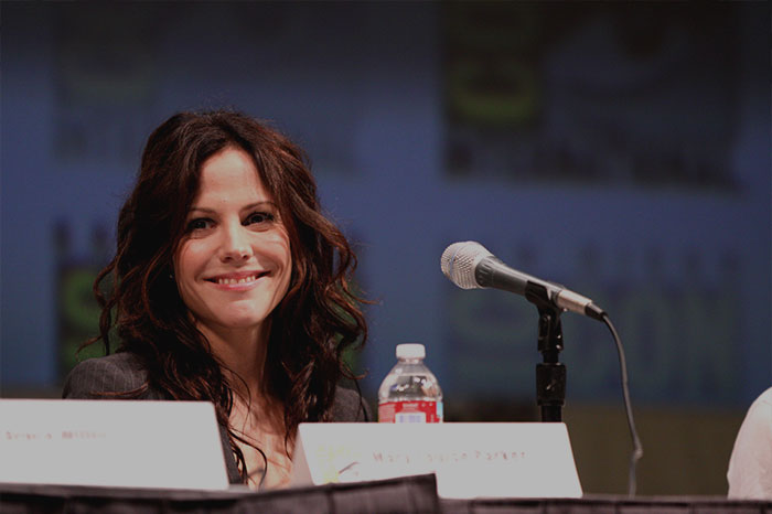 Mary-Louise Parker smiling 