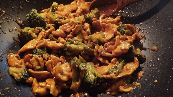 chicken-and-broccoli-homemade-63fd37bb6680a.jpg