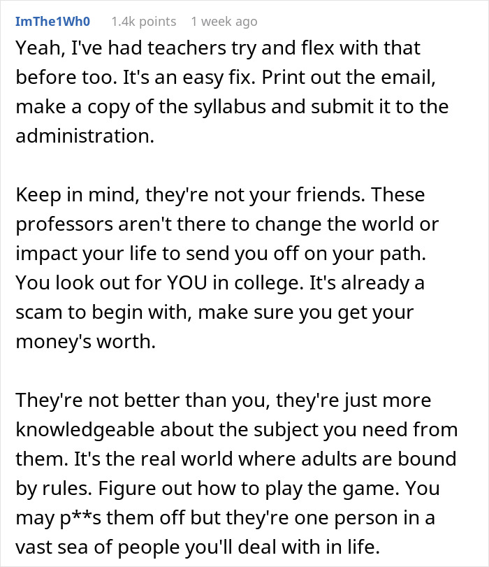 Student Questions Why They Received A Late Penalty When Their Assignment Was Submitted 14 Mins Before The Deadline, Shares Their Emails With The Professor Student Questions Why They Received A Late Penalty When Their Assignment Was Submitted 14 Mins Before The Deadline, Shares Their Emails With The Professor