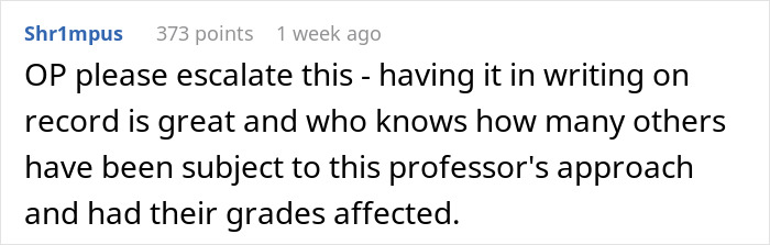Student Questions Why They Received A Late Penalty When Their Assignment Was Submitted 14 Mins Before The Deadline, Shares Their Emails With The Professor Student Questions Why They Received A Late Penalty When Their Assignment Was Submitted 14 Mins Before The Deadline, Shares Their Emails With The Professor