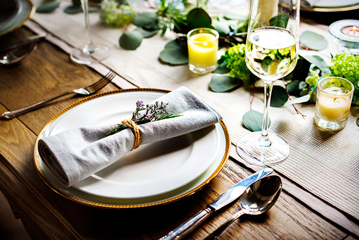 Daughter Uninvites Her Dad And His GF From Her Wedding After They Demand Everything Is Vegan, From Food To The Guests' Shoes Daughter Uninvites Her Dad And His GF From Her Wedding After They Demand Everything Is Vegan, From Food To The Guests' Shoes