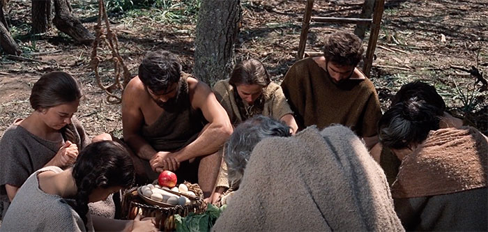People eating in movie The Bible: In the Beginning