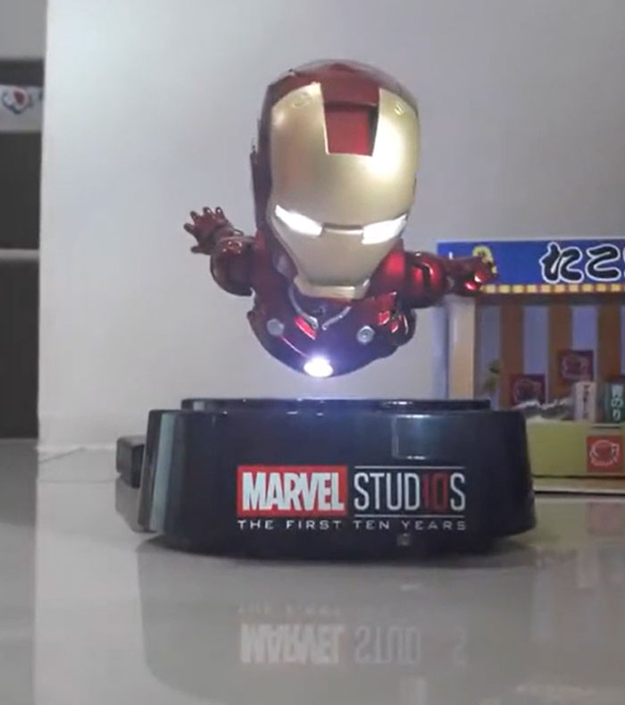 Levitating Desktop Iron Man