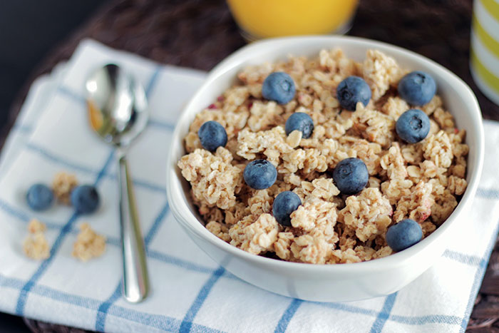 Replace Flavored Oatmeal With Unsweetened Oatmeal