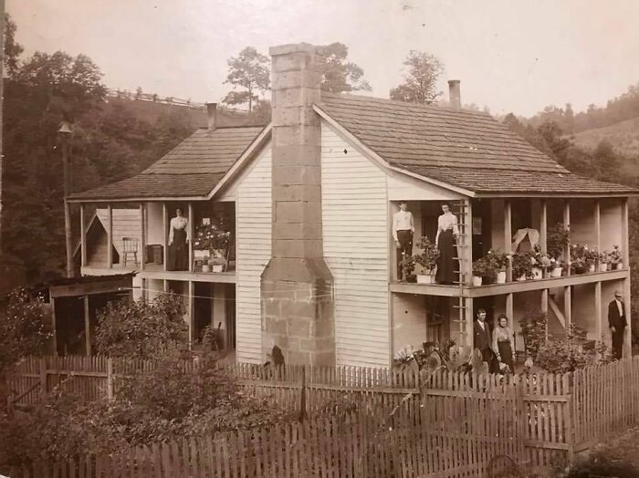 I Spy Tall People . House In Normantown West Virginia, Early 1900