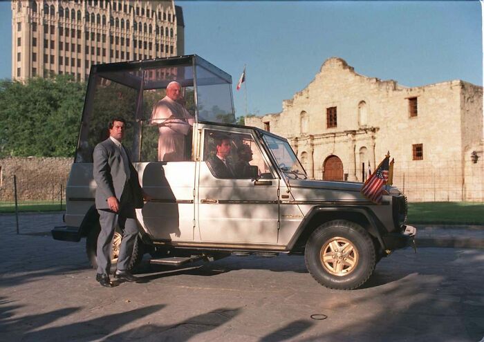 In 1987, Pope John Paul II Spread His Faith In God To The People Of San Antonio.. From Behind 3 Inches Of Bulletproof Glass On Top Of 2.5 Tonnes Of Precision Custom German Engineering