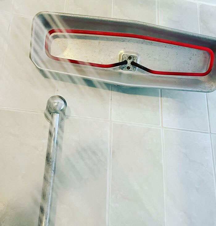 Nuestra ducha en un Airbnb en Croacia