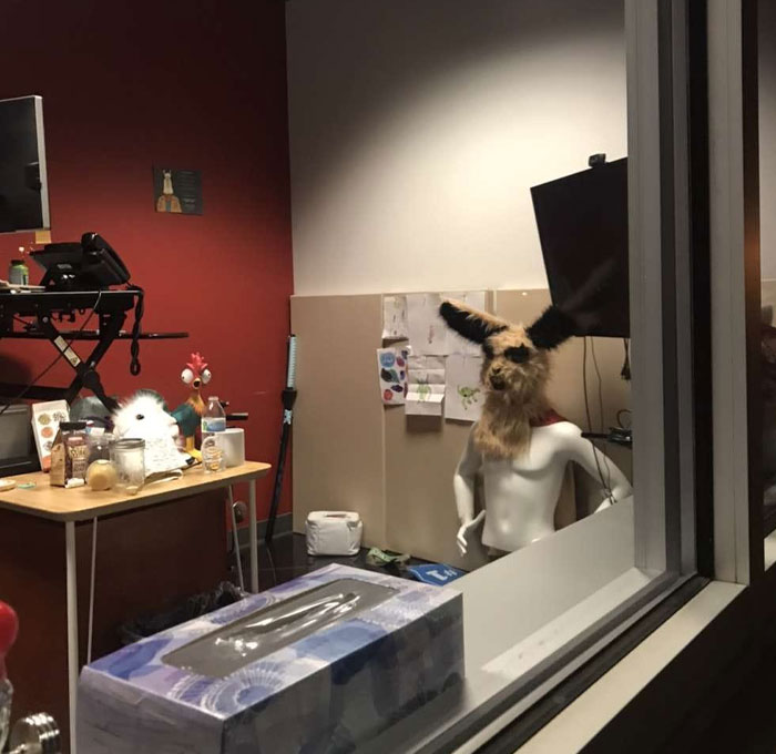 Images-With-No-Context