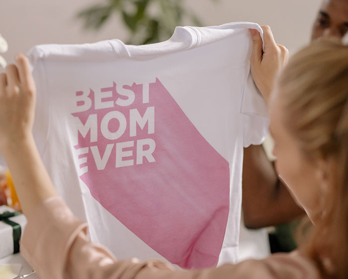 30 Cringeworthy Signs That Scream ‘This Person Peaked In High School,’ As Shared By This Online Community