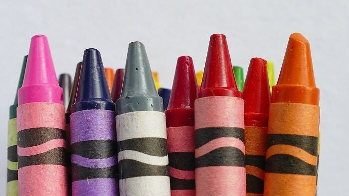 Different colors crayons