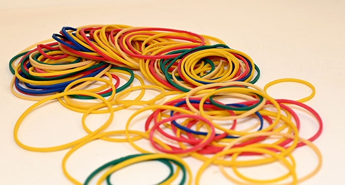Different color rubber bands