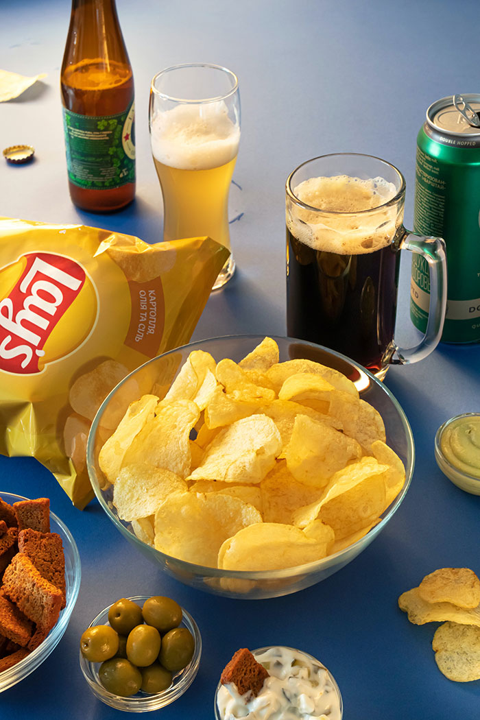 Beer and chips in the bowl