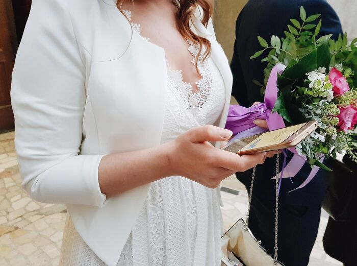 29 Times The Bride Or Groom Simply Fled And Left Their Spouse-To-Be At The Altar