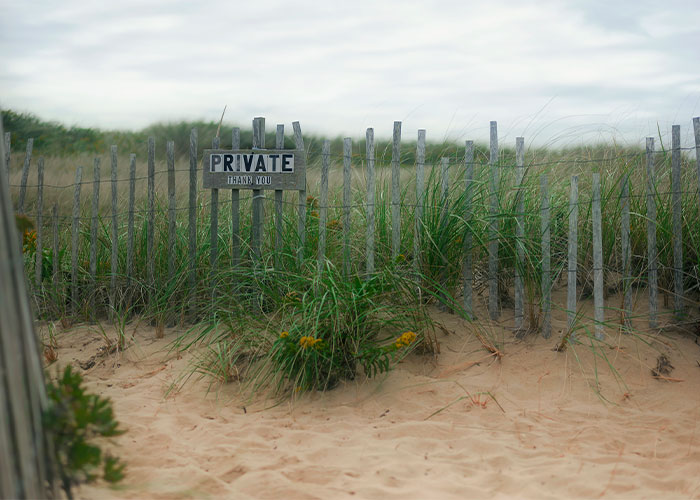 30 Americans Warn Foreigners About What Things To Never Do In The US