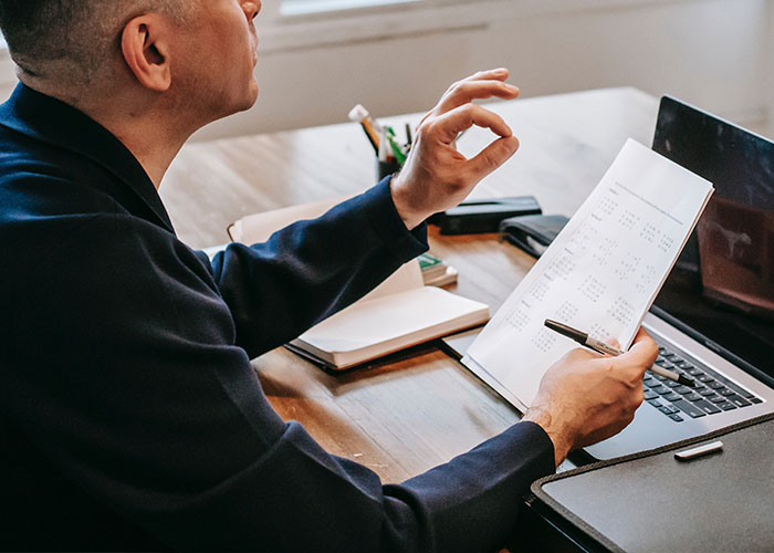 Student Questions Why They Received A Late Penalty When Their Assignment Was Submitted 14 Mins Before The Deadline, Shares Their Emails With The Professor Student Questions Why They Received A Late Penalty When Their Assignment Was Submitted 14 Mins Before The Deadline, Shares Their Emails With The Professor