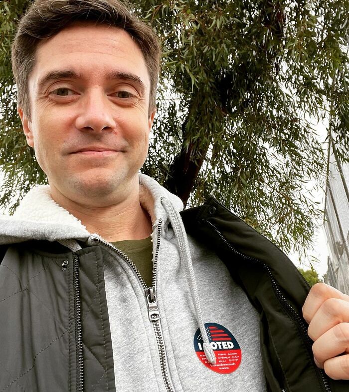 “What Actor Or Actress Stupidly Left A Movie Franchise Or TV Series Thinking They Were Too Good For It, Only To Never Be Popular Again?” (30 Answers)