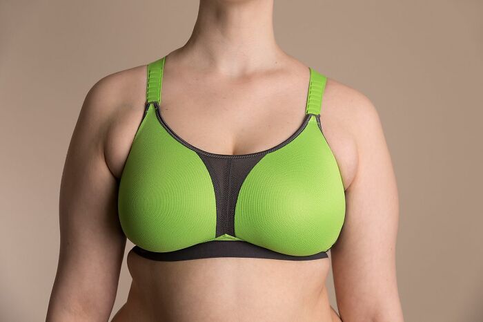 After Wearing Sports Bras Almost All Of The Time, This Woman Suddenly Finds A Strange Breast Lump, Decides To Enlighten Other Women Of Related Risks