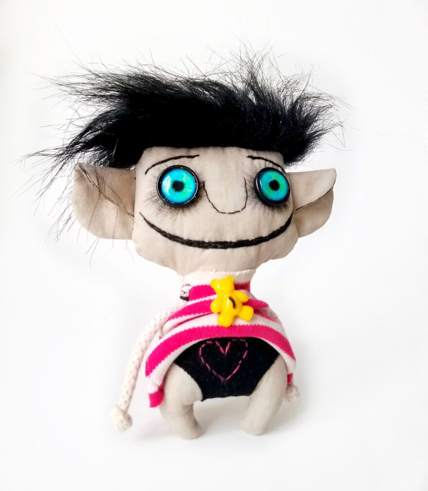 Here Are My Handmade Textile Dolls That Are Strange, Funny, And Ridiculous (23 Pics) Here Are My Handmade Textile Dolls That Are Strange, Funny, And Ridiculous (23 Pics)