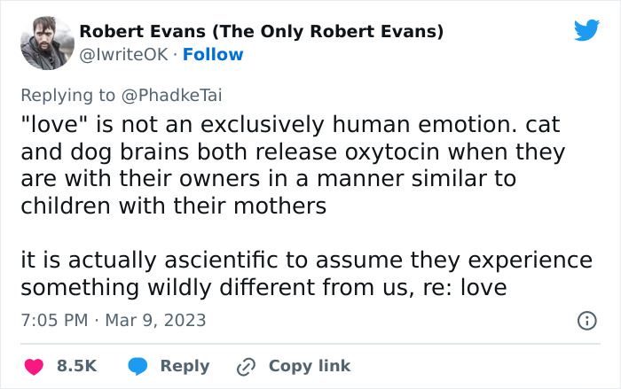 “Your Dog And Cat Do Not ‘Love’ You”: Person Attempts To ‘Debunk Myth’ On The Nature Of Pet-Owner Relationships, Gets Slammed Heavily In Return “Your Dog And Cat Do Not ‘Love’ You”: Person Attempts To ‘Debunk Myth’ On The Nature Of Pet-Owner Relationships, Gets Slammed Heavily In Return