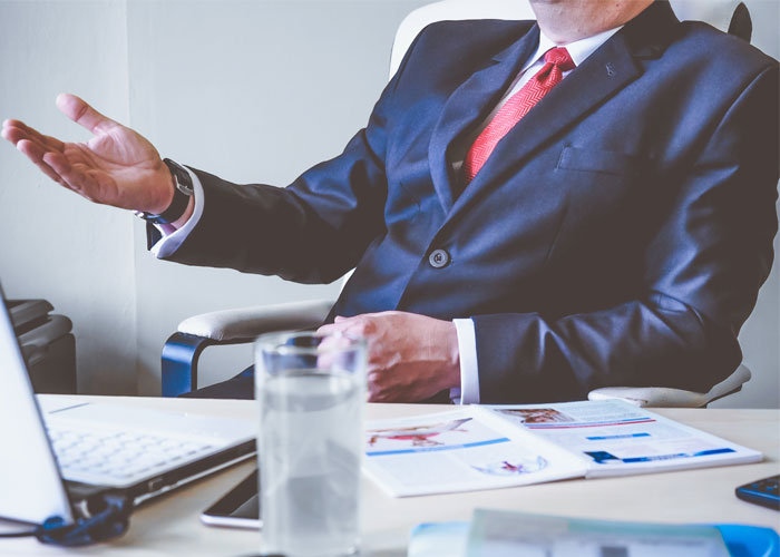 Worker Is Left Heartbroken After Boss Hands Him A “Life-Changing” Envelope For All His Effort, Only To Find $250 Worker Is Left Heartbroken After Boss Hands Him A “Life-Changing” Envelope For All His Effort, Only To Find $250