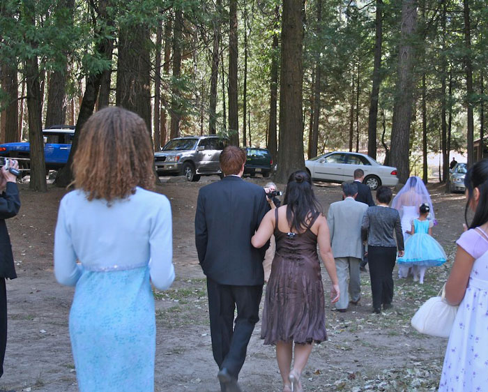 Bride Tells Her Dad To "Take The Child He Is Dating And Get Out" As He Felt Bad About Spending His Fiancée's Birthday At Daughter's Wedding Bride Tells Her Dad To "Take The Child He Is Dating And Get Out" As He Felt Bad About Spending His Fiancée's Birthday At Daughter's Wedding