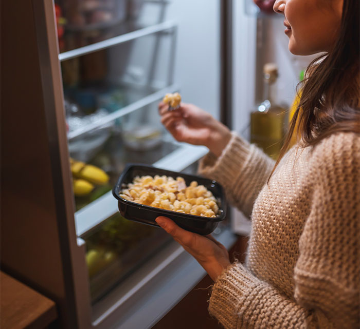 "Am I A Jerk For Letting My Roommate Go Hungry Because They Cannot Understand How Food Works?" "Am I A Jerk For Letting My Roommate Go Hungry Because They Cannot Understand How Food Works?"
