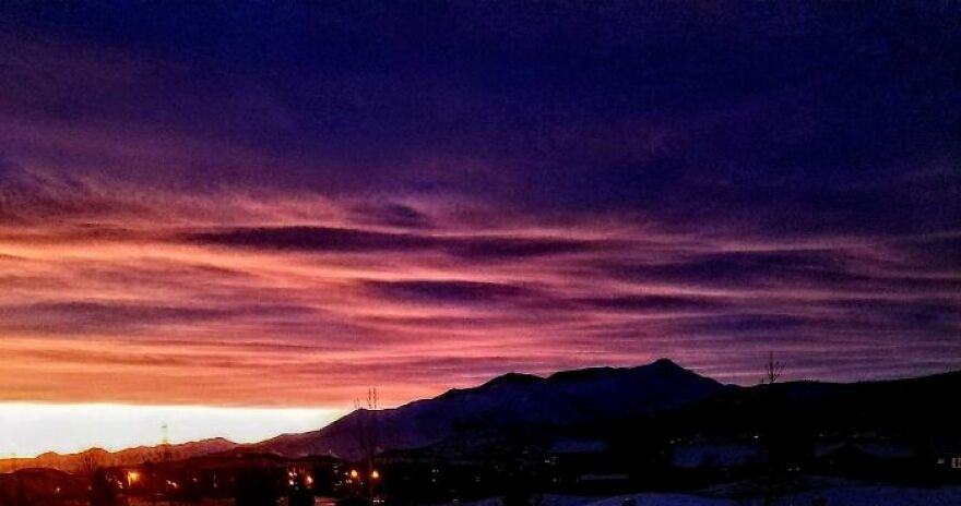 I Captured The Winter Sunrises On My Phone (10 Pics)