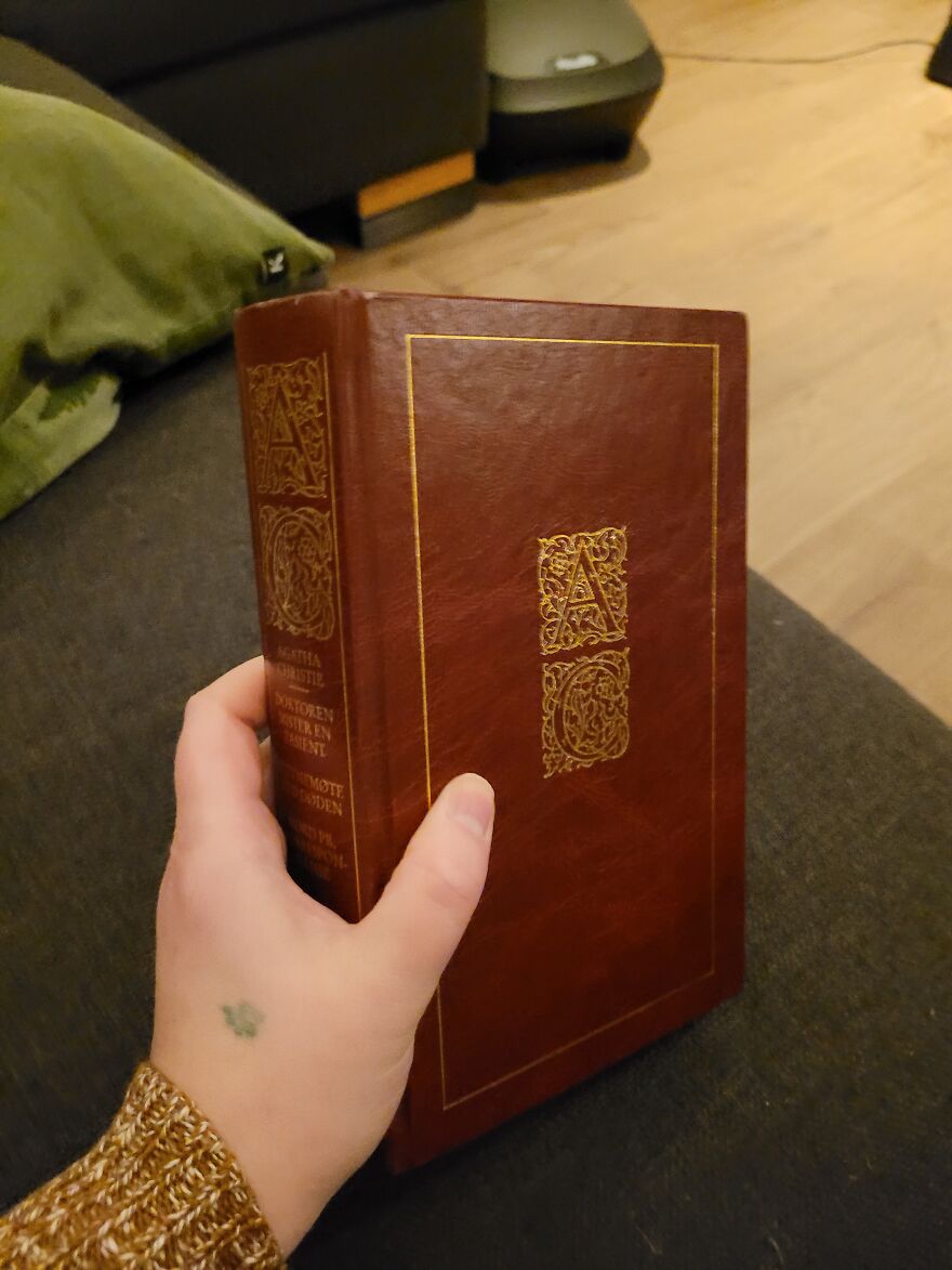 Pirate Treasure Cave