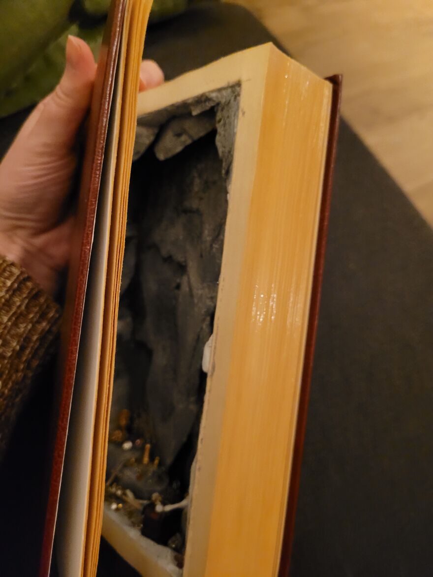 Pirate Treasure Cave