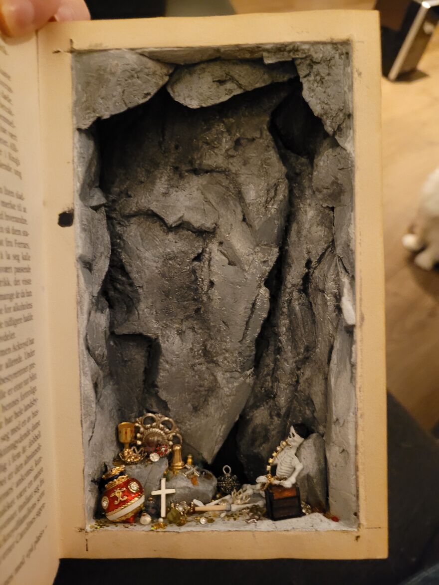 Pirate Treasure Cave