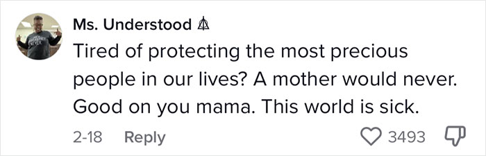 Woman Shares The Important Reasons Why She Keeps Her Daughter On A Leash In Supermarkets Woman Shares The Important Reasons Why She Keeps Her Daughter On A Leash In Supermarkets