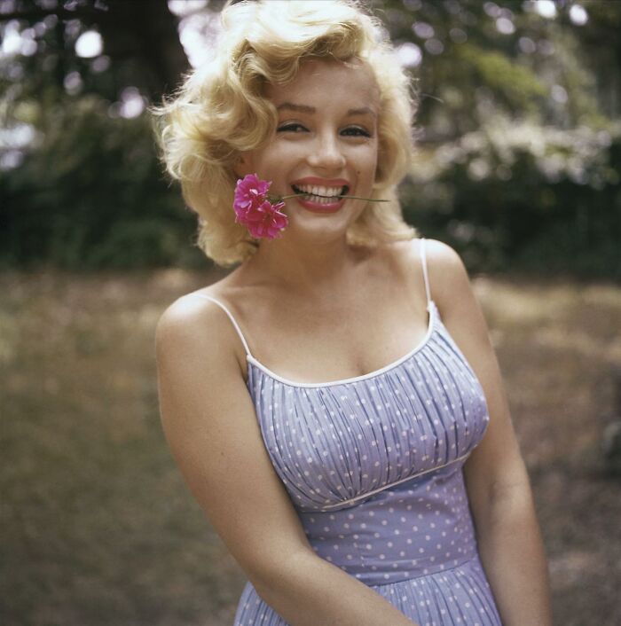 Marilyn Monroe fotografiada por Sam Shaw en Amagansett, Nueva York, 1957