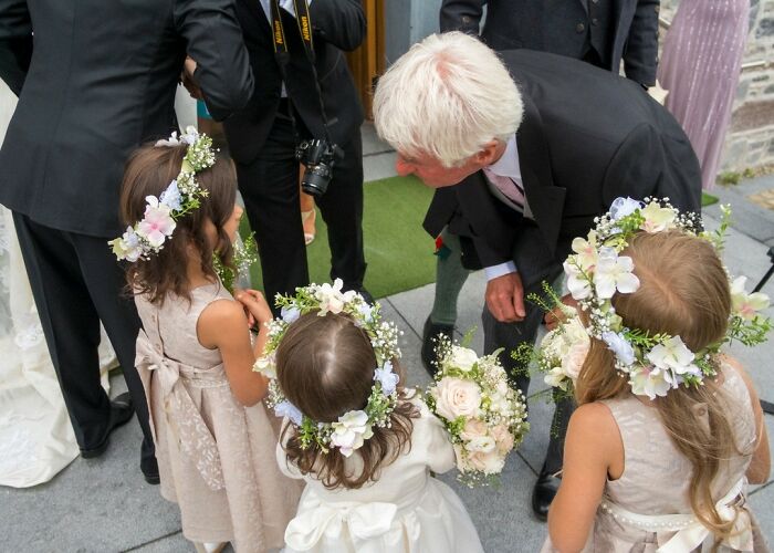 ‘Not A Wedding Photographer’ Captures The Chaos Of People’s Special Day (93 New Pics)