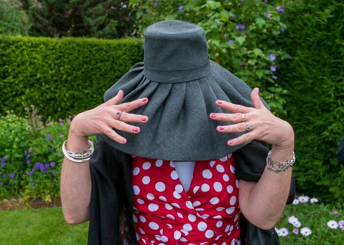 ‘Not A Wedding Photographer’ Captures The Chaos Of People’s Special Day (93 New Pics)