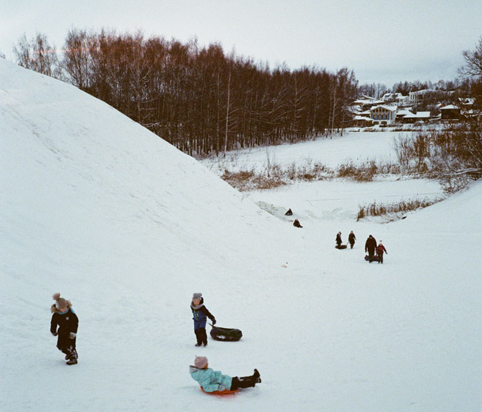 “Sure! Call The Land Owner!”: ‘Karen’ Wants To Get Rid Of 13 Y.O. From Snowboarding Slope, Appeals To The Owners And Gets Banned Herself
