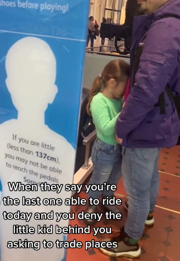 The internet is on his side for the guy who made a girl cry on the last ride of the day