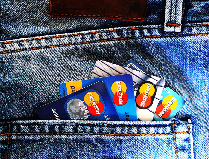 Woman Plays “Baby Shark” On Repeat For An Entire Year On Her Sister’s Spotify To Take Her Petty Revenge Woman Plays “Baby Shark” On Repeat For An Entire Year On Her Sister’s Spotify To Take Her Petty Revenge