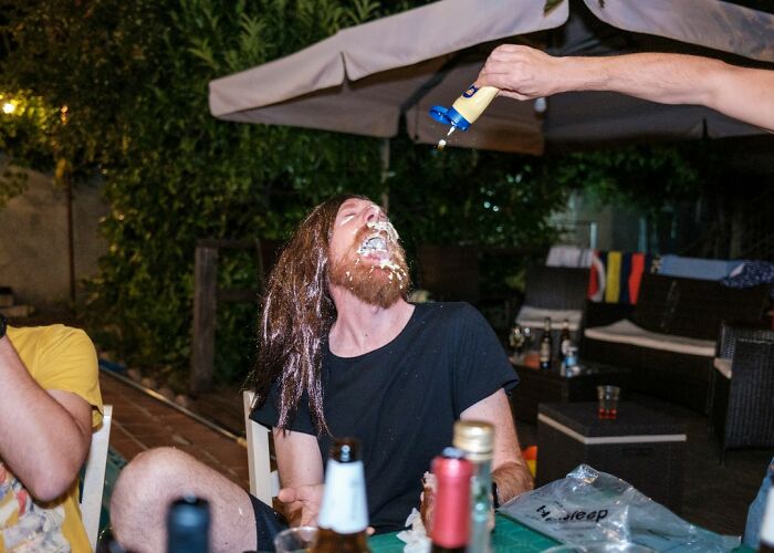 ‘Not A Wedding Photographer’ Captures The Chaos Of People’s Special Day (93 New Pics)