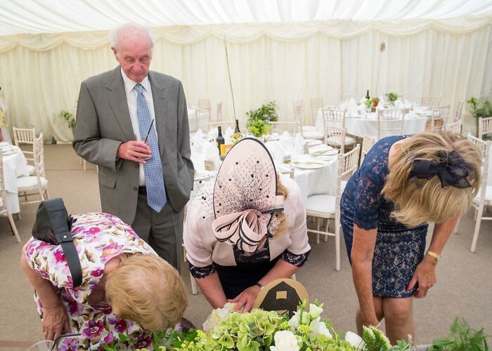 ‘Not A Wedding Photographer’ Captures The Chaos Of People’s Special Day (93 New Pics)