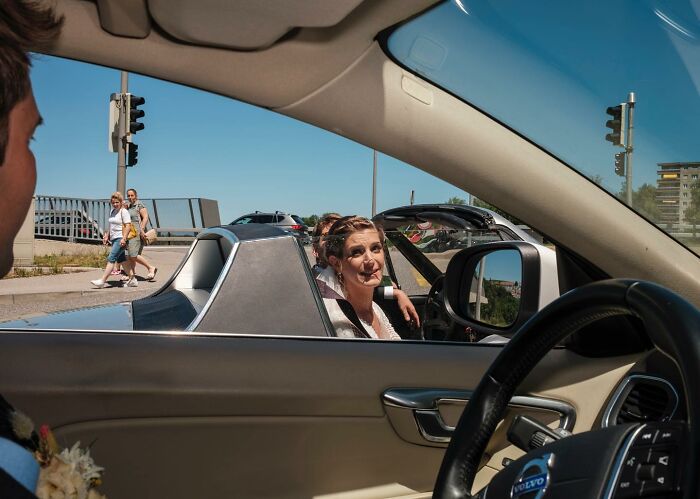 ‘Not A Wedding Photographer’ Captures The Chaos Of People’s Special Day (93 New Pics)