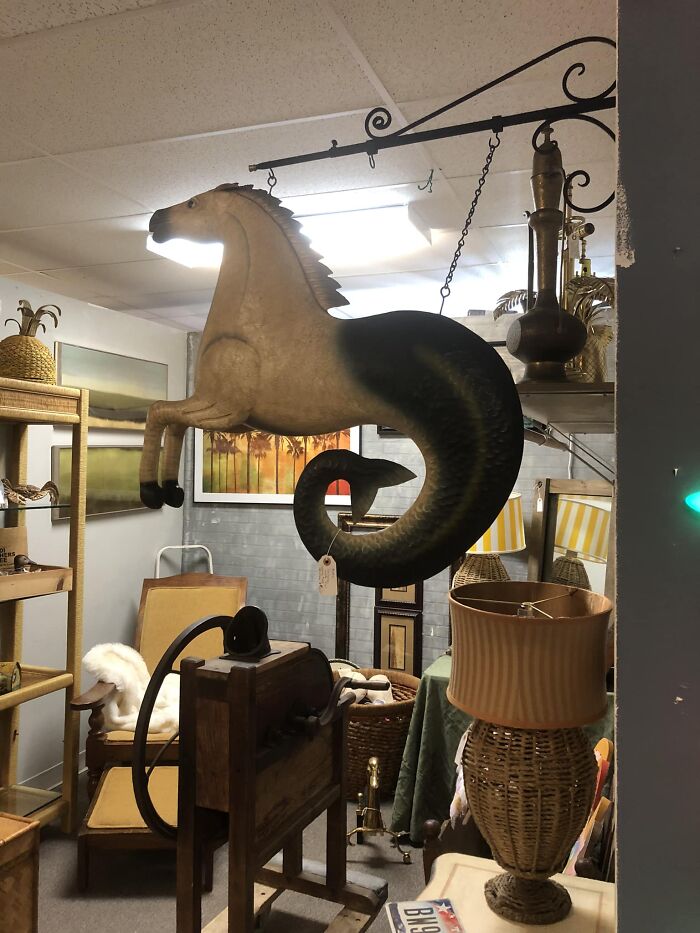 Found This At A Grapevine Antique Mall Literal “Sea Horse” Lol Location: Grapevine Antique Market / Texas